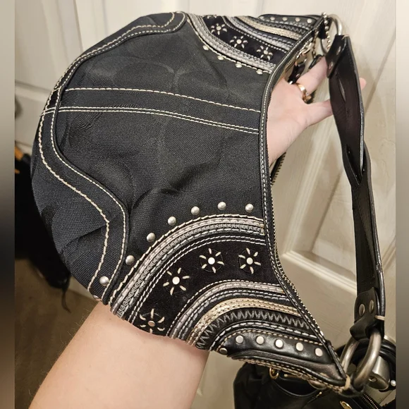 Coach limited edition black soho jacquard studded grommet hobo handbag purse - Picture 2 of 15